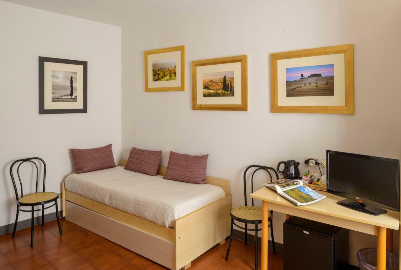 Duccio Nacci Rooms- Guesthouse San Gimignano Dış mekan fotoğraf